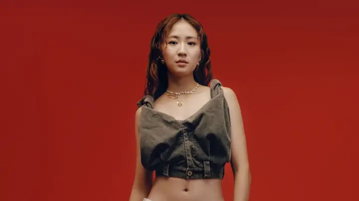 9m88-你朝我的方向走來 Walking Towards Me